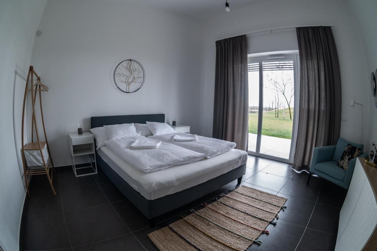 Sun City Vizisport Paradicsom Hódmezővásárhely المظهر الخارجي الصورة